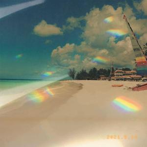 米塔光溜溜图片
